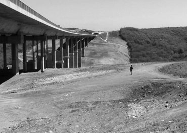 Istanbul Walkabouts: Critical Walking in Northern Istanbul
